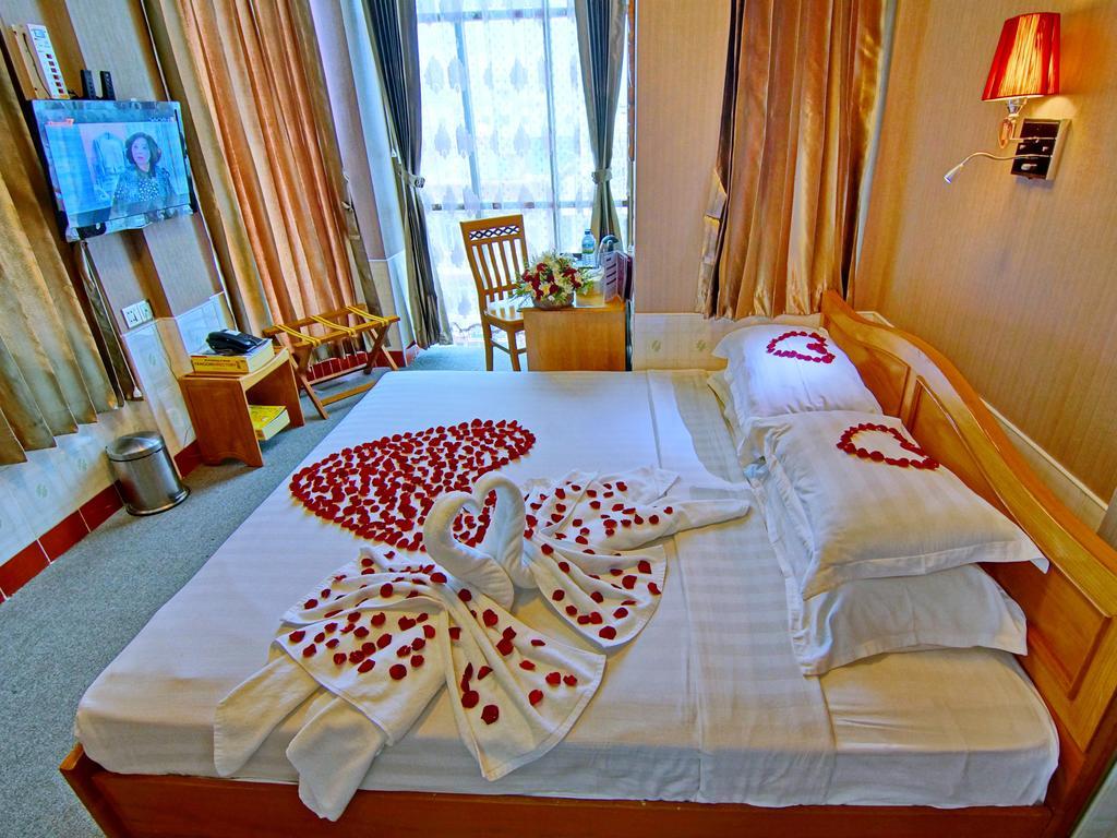 Smart Hotel Mandalay Eksteriør billede