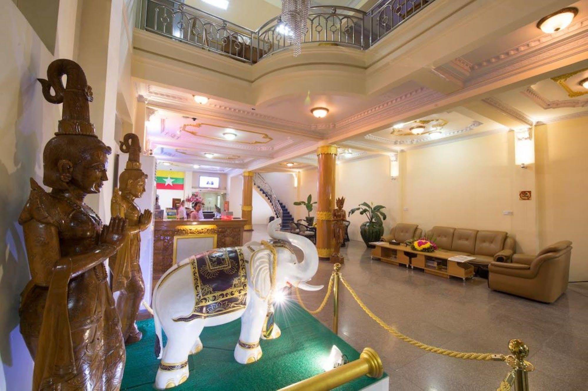 Smart Hotel Mandalay Eksteriør billede